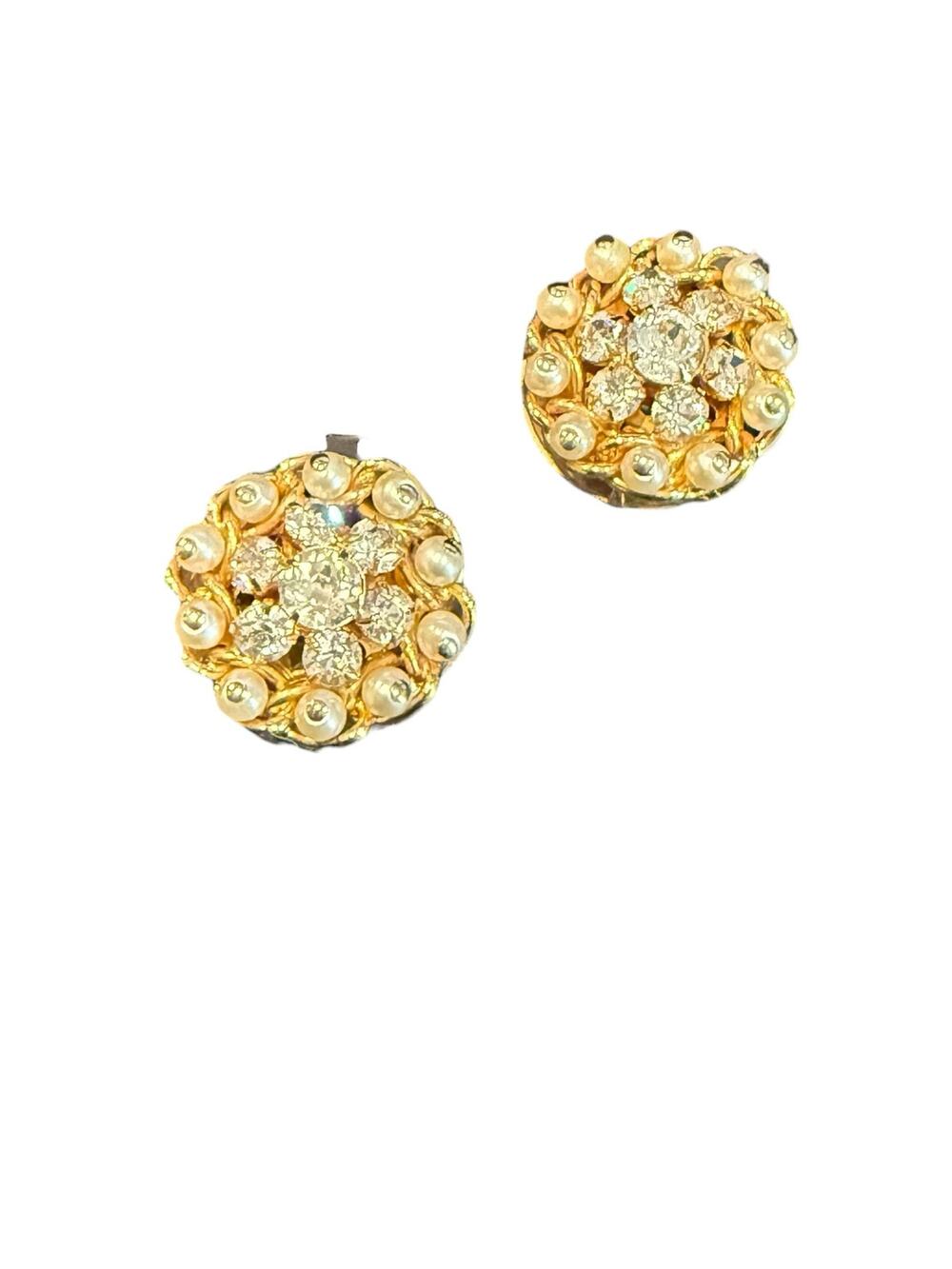 Vintage Signed Hattie Carnegie Gold Tone Rhinestone Cluster Clip On Earrings